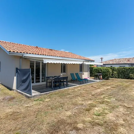 Holiday home Maison Familiale A Gastes, 400m Du Lac, Climatisee, Jardin, 6 Pers. - Menage Inclus - Fr-1-319-575 Gastes