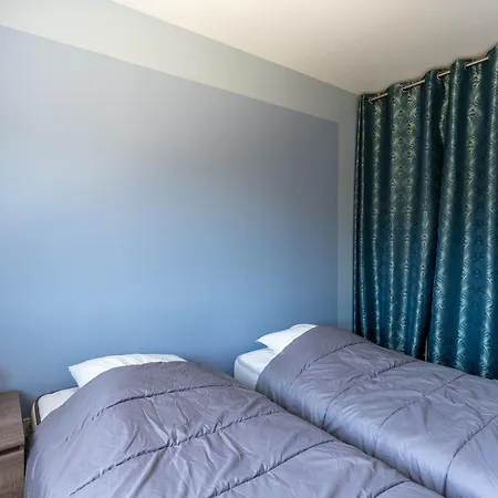 Сasa de vacaciones Maison Familiale A Gastes, 400m Du Lac, Climatisee, Jardin, 6 Pers. - Menage Inclus - Fr-1-319-575