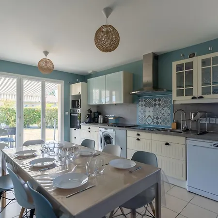 Maison Familiale A Gastes, 400m Du Lac, Climatisee, Jardin, 6 Pers. - Menage Inclus - Fr-1-319-575 *