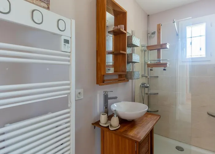 Ferienhaus Maison Familiale A Gastes, 400m Du Lac, Climatisee, Jardin, 6 Pers. - Menage Inclus - Fr-1-319-575 *